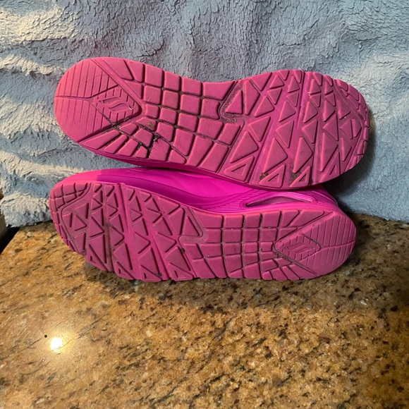 Skechers Women's Hot Pink Sneakers - Picture 5 of 7